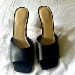 Nine West black heels size 8.5